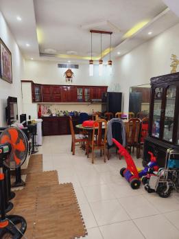 Bán nhà ngõ 107 Nguyễn Chí Thanh, 70m2, lô góc, 11.8 tỷ