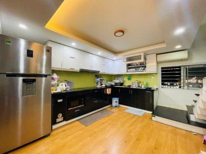 Tôi bán nhà liền kề KĐT Văn Phú cạnh công viên Hà Đông 80m2 chỉ 15.28 tỷ. LH 0989626116