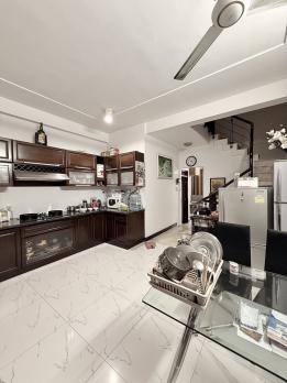 Kiến trúc Gothic giữa lòng Phường 2 Tân Bình - 75m2, 4 tầng, Riêng một góc trời Sân Bay.