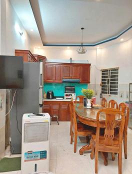 SÁT MẶT TIỀN NGUYỄN KIỆM, GẦN 50M2, NGANG 4.6M, 3 TẦNG 4PN, nhỉnh 6 tỷ
