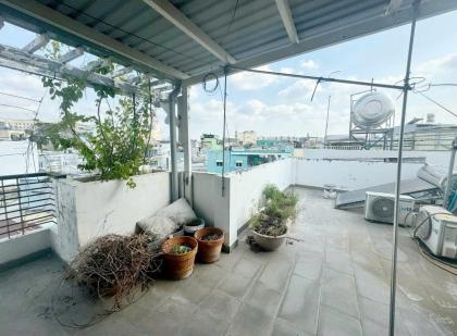 SÁT MẶT TIỀN NGUYỄN KIỆM, GẦN 50M2, NGANG 4.6M, 3 TẦNG 4PN, nhỉnh 6 tỷ