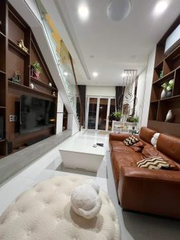 XE HƠI VÀO NHÀ! Bán Nhà 5 Tầng Lung Linh Phan Xích Long, 63m2, 12 Tỷ