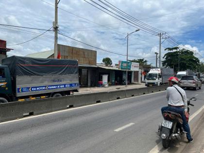 Kho vị trí đẹp (20x60), full xưởng. Mặt tiền Nguyễn Văn Bứa, Hóc Môn, dòng tiền ổn định