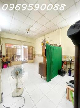 BÁN NHÀ HẺM ĐẸP – PHÚ THỌ HÒA – 61M² – 1 TRỆT – 2PN – NHÀ KIÊN CỐ – CHỈ 5 TỶxx