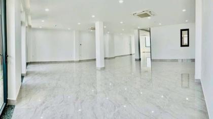 TÒA VĂN PHÒNG 8 TẦNG (8X25) THANG MÁY MẶT TIỀN TRẦN THỊ CỜ, Q.12