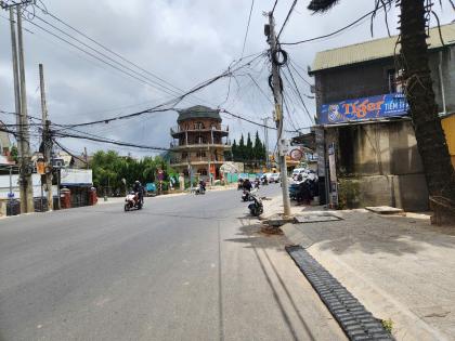 NHÀ HẺM CÁCH MẠNG THÁNG 8 GIÁ 1 TỶ 200 TRIỆU CÁCH HỒ XUÂN HƯƠNG 400M