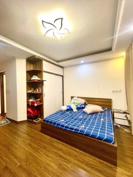 Bán nhà Khương Trung, Thanh Xuân, 6 tầng thang máy, mặt tiền rộng, lô góc thoáng sáng