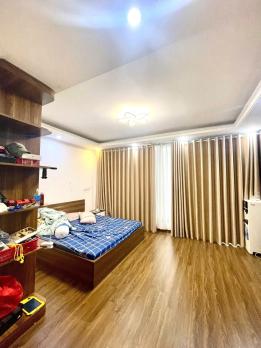 Bán nhà Khương Trung, Thanh Xuân, 6 tầng thang máy, mặt tiền rộng, lô góc thoáng sáng