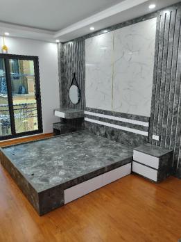 Bán nhà riêng tại đường Văn Hội, Bắc Từ Liêm 35m2, phân lô, ô tô,   nhỉnh 5tỷ.
