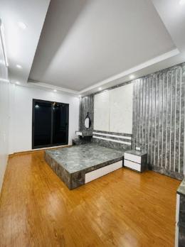 Bán nhà riêng tại đường Văn Hội, Bắc Từ Liêm 35m2, phân lô, ô tô,   nhỉnh 5tỷ.