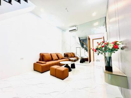 ????Tập thể Nam Đồng 90m 3PN Nội thất kính coong, Ô tô đỗ dưới, Tiện ích nhiều, 3.96 tỷ????