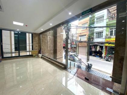 Bán Nhà Mặt Phố Quận Thanh Xuân 114m2-9T LÔ GÓC MT8m 2 THOÁNG 63,5 Tỷ Tô Vĩnh Diện.