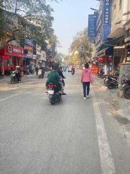 Tôi bán nhà mặt phố Trương Định sầm uất gần phố Minh Khai 52m2 chỉ 12.x tỷ. LH 0989626116