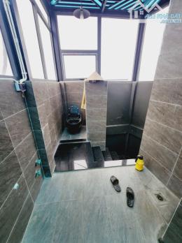 Bán nhà mặt phố Quang Trung vỉa vè kinh doanh đẹp dt 159m 11t mt 15m giá 66 tỷ