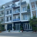 Nhà phố 92.5m2 - giá 13.6 tỷ - đang thu nhập mỗi tháng - đường D1, Q7