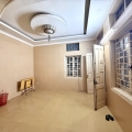 Bán nhà Hoàng Ngân, Thanh Xuân, nhà đẹp dân xây, mặt tiền rộng, ngõ nông
