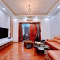 Bán nhà riêng tại đường Lê Văn Hiến, 52m2, phân lô, ô tô,   7,85 tỷ.