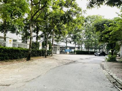 HÀNG ĐẸP VẠN PHÚC – Ở LÀ SƯỚNG – LÀM VĂN PHÒNG LÀ CHẤT – ĐẦU TƯ LÀ LỜI