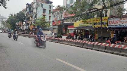 Bán Nhà Mặt Phố Quận Tây Hồ 154m2-10T 22 C/Hộ 3 THOÁNG 51 Tỷ Lạc Long Quân.