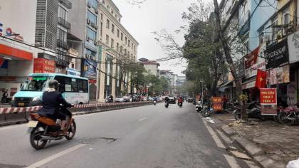 Bán Nhà Mặt Phố Quận Tây Hồ 154m2-10T 22 C/Hộ 3 THOÁNG 51 Tỷ Lạc Long Quân.