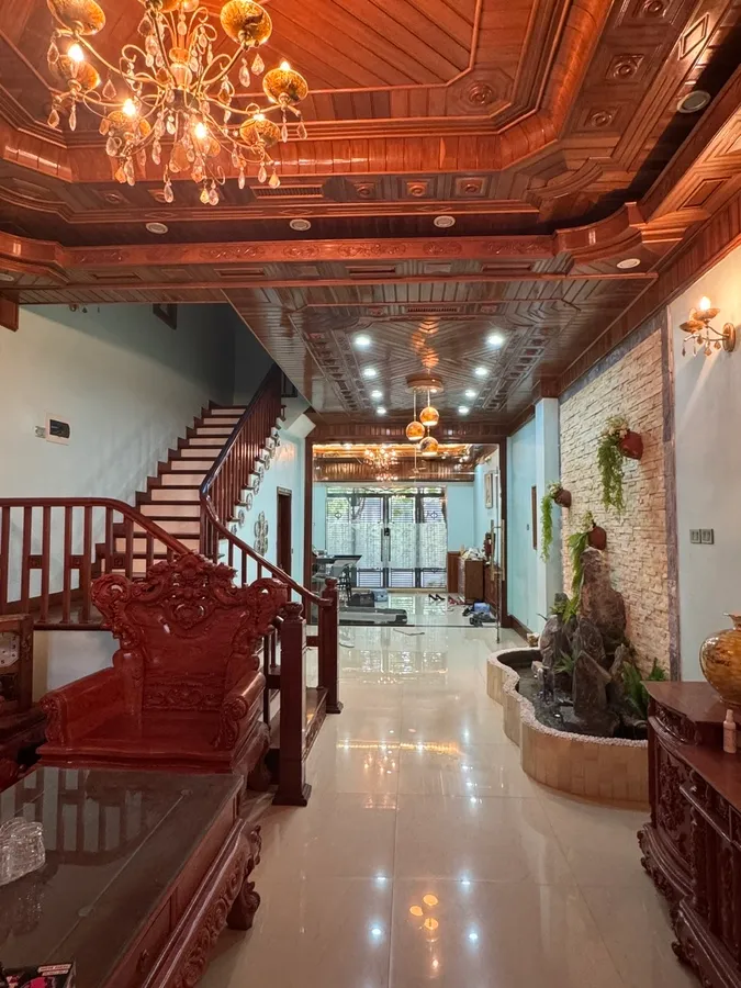 Bán nhà phân lô Mỗ Lao - Hà Đông view đẹp, 2 thoáng, DT 80m, MT 5m.