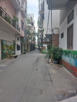 Bán nhà Nguyễn Viết Xuân, Thanh Xuân, diện tích rộng, mặt ngõ thông, ô tô tránh