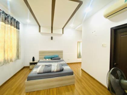 Bán nhà HXH 6m Hương Lộ 2 - gần Mã Lò, Bệnh viện Bình Tân, 12x13m, 3 T - 6PN, 12,5 tỷ.
