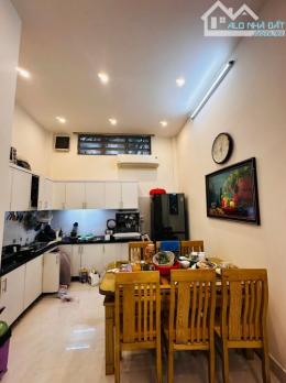 Bán Nhà Mặt Phố Quận Hoàn Kiếm 44m2-5T VỪA Ơ VỪA KD 1 SỔ 1 CHỦ 28,,5 Tỷ Đường Thành.