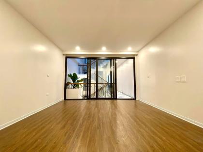 Bán nhà ngõ 69A Hoàng Văn Thái 70m2 x 4 tầng, 16 tỷ