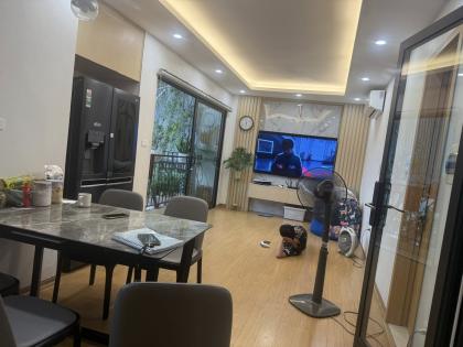Bán Căn Hộ Dịch Vụ (Apartment) Phố Nguyễn Khang 75m/ 7T Thang máy, MT 6.5m 27 Tỷ