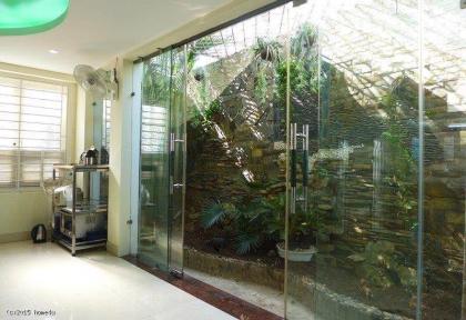 Bán Nhà Quận Tây Hồ 114m2-6T MT6,5m LÔ GÓC 3 Mặt Thoáng 25 Tỷ Lạc Long Quân.