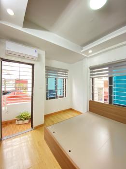 Bán căn hộ chung cư đường Nguyễn Trãi, Thanh Xuân, 2 ngủ full nội thất, ngõ rộng