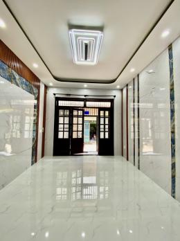 HƠN 4 TỶ SỞ HỮU NHÀ ĐẸP ĐÚC THẬT- XE HƠI TỚI NHÀ- 48M2 (4x12)- 3 PHÒNG NGỦ Đsố 12 SÁT 26/3 GẦN AEON TÂN PHÚ