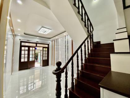 HƠN 4 TỶ SỞ HỮU NHÀ ĐẸP ĐÚC THẬT- XE HƠI TỚI NHÀ- 48M2 (4x12)- 3 PHÒNG NGỦ Đsố 12 SÁT 26/3 GẦN AEON TÂN PHÚ