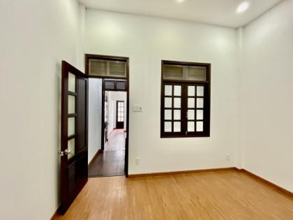 HƠN 4 TỶ SỞ HỮU NHÀ ĐẸP ĐÚC THẬT- XE HƠI TỚI NHÀ- 48M2 (4x12)- 3 PHÒNG NGỦ Đsố 12 SÁT 26/3 GẦN AEON TÂN PHÚ