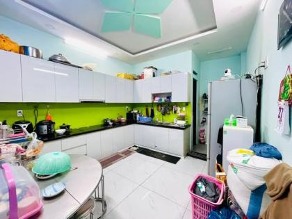 Nhà MT Đường Hồ Văn Huê Phường 9 Quận Phú Nhuận .