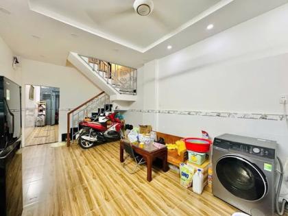 Nhà  Đường Phạm Văn Hai Quận Tân Bình Phường 3.