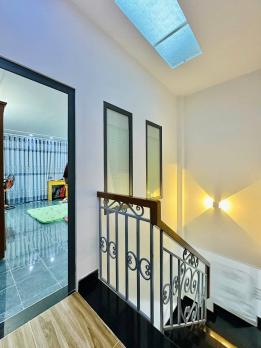 Nhà  Đường Phạm Văn Hai Quận Tân Bình Phường 3.