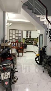 Bán nhà riêng PHÚ NHUẬN - 489 Huỳnh Văn Bánh, 40m2, 4 lầu đúc, 4pn, ở quá sướng.