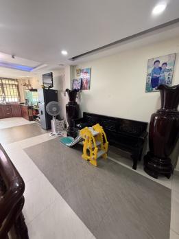 ĐẸP NHƯ NGỌC TRINH - TÂN BÌNH - LẠC LONG QUÂN, 55m2, 5 tầng, siêu xe ngủ nhà, giá bất ngờ.