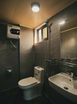 bán chung cư mini phùng khoang, nam từ liêm, 150m2, 8 tầng, 42 phòng, giá chào 31 tỉ
