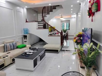 bán nhà văn khê hà đông,50m, 7 tầng thang máy, giá rẻ siêu bất ngờ