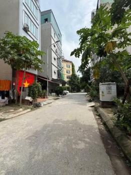 bán nhà văn khê hà đông,50m, 7 tầng thang máy, giá rẻ siêu bất ngờ
