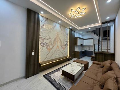 Bán nhà riêng tại Phú Thượng, Tây Hồ,  35m2, 5 tầng, nhỉnh 6 tỷ.