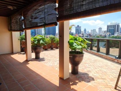 BUILDING VIP-Bán nhà Mặt Phố HOÀNG CẦU (View Hồ) 216m/ 9T Thang máy,MT 10m 123 Tỷ