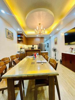 Bán nhà ngõ 102 Khuất Duy Tiến, 50m2, cạnh sân chơi, 17.5 tỷ