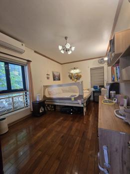 ????????Mặt phố Lê Thánh Tông, 70m2 tầng 2, chỉ 8.4 tỷ trung tâm Hoàn Kiếm