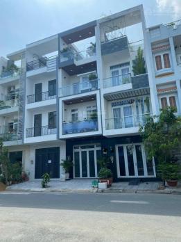 Nhà phố 92.5m2 - giá 13.6 tỷ - đang thu nhập mỗi tháng - đường D1, Q7