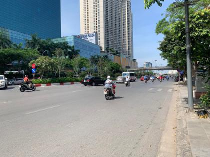 Bán Nhà Mặt Phố Quận Cầu Giấy 72m2 Tặng Nhà 1 Tầng 36 Tỷ Trần Duy Hưng.