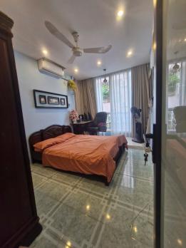 Bán nhà mặt phố Cù Chính Lan, Thanh Xuân, vỉa hè kinh doanh, ô tô tránh, kinh doanh sầm uất